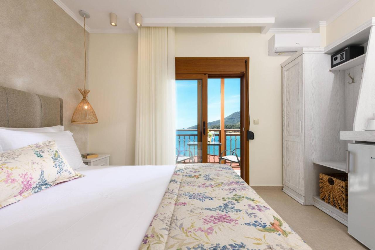 コイニラ Faros View Bed & Breakfast エクステリア 写真