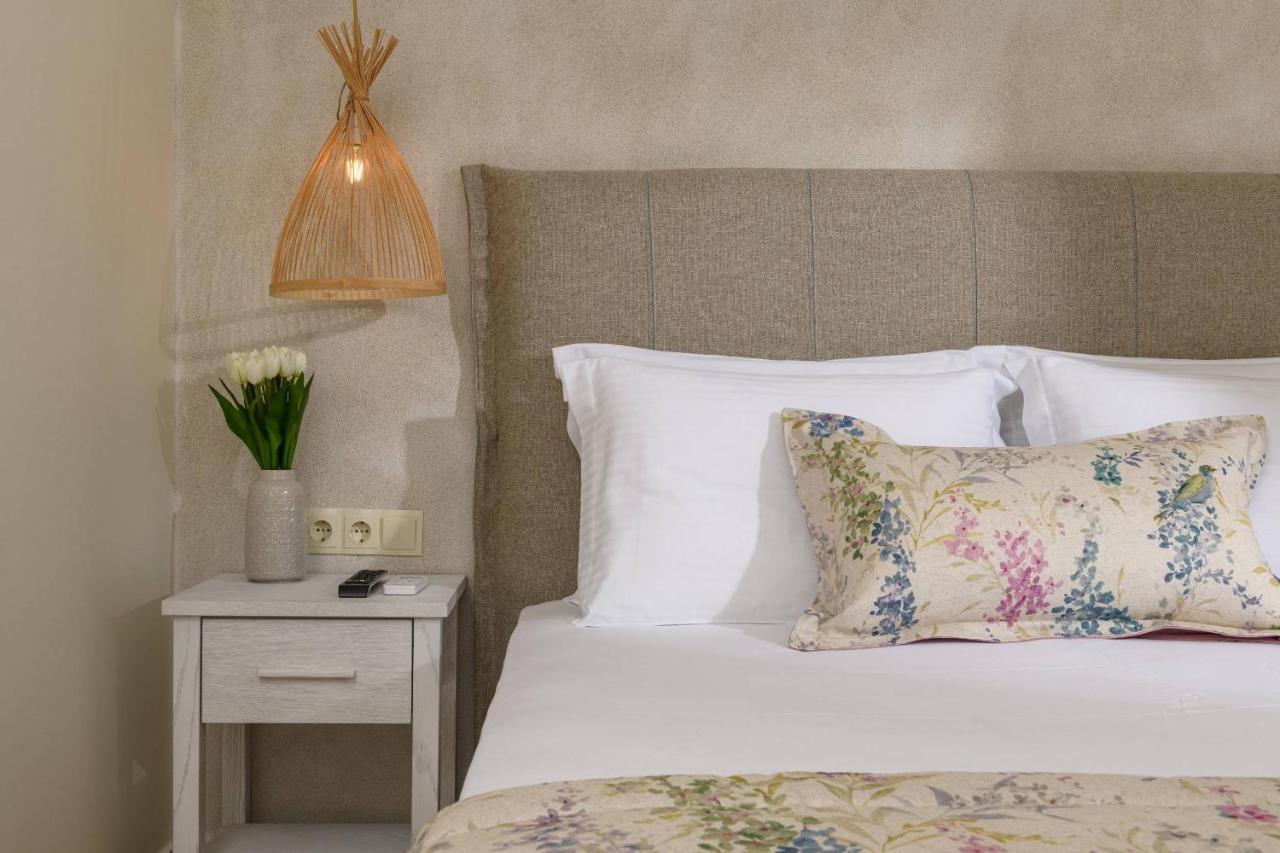 コイニラ Faros View Bed & Breakfast エクステリア 写真